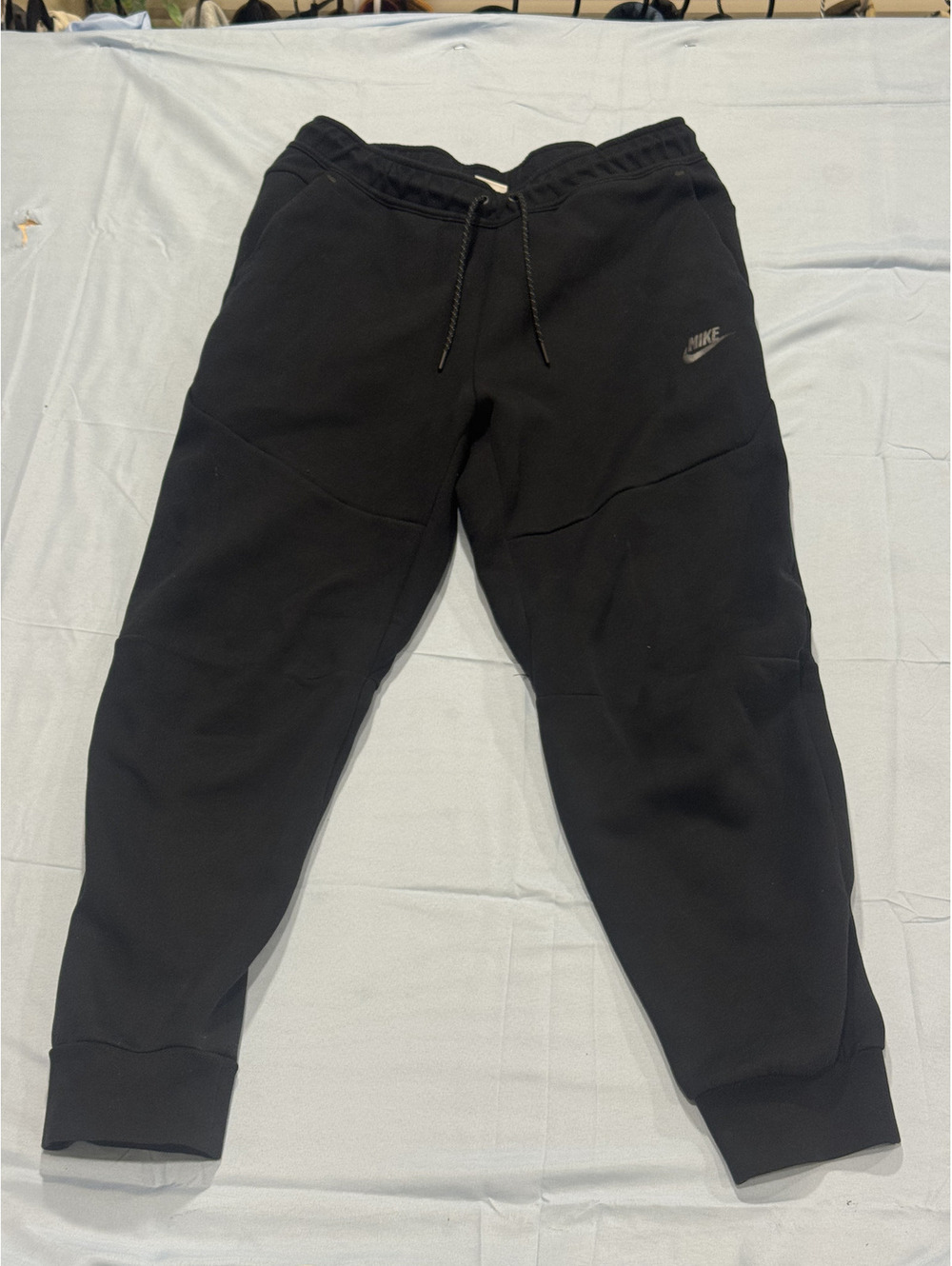 Nike black jogger sweatpants 41